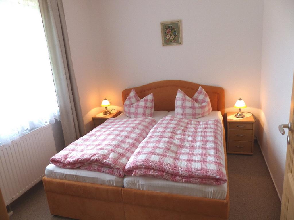 Gaestehaus Heuer Apartment *